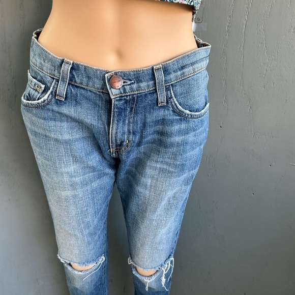 Current/Elliott Light Blue Distressed Cropped Jeans - Picture 4 of 11